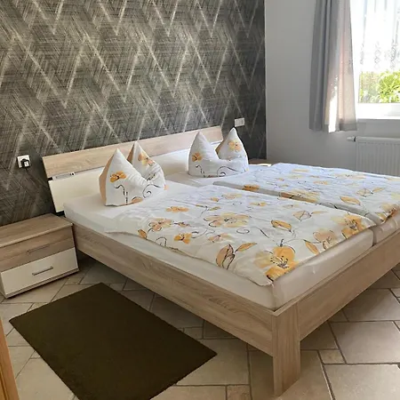 Apartment Bei Familie Gau In